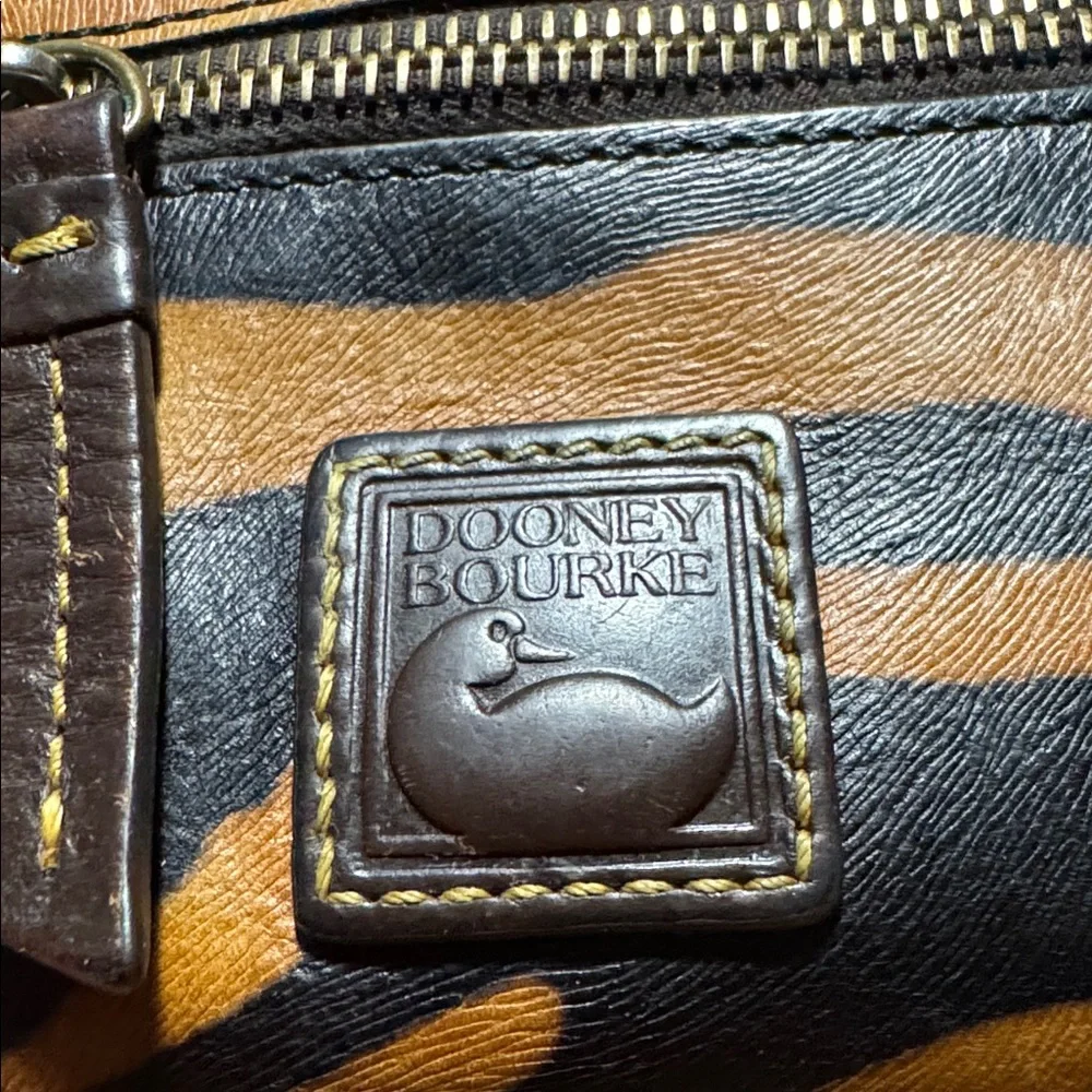 RARE VINTAGE DOONEY & BOURKE LEATHER ZEBRA PRINT WALLET - Picture 3 of 16